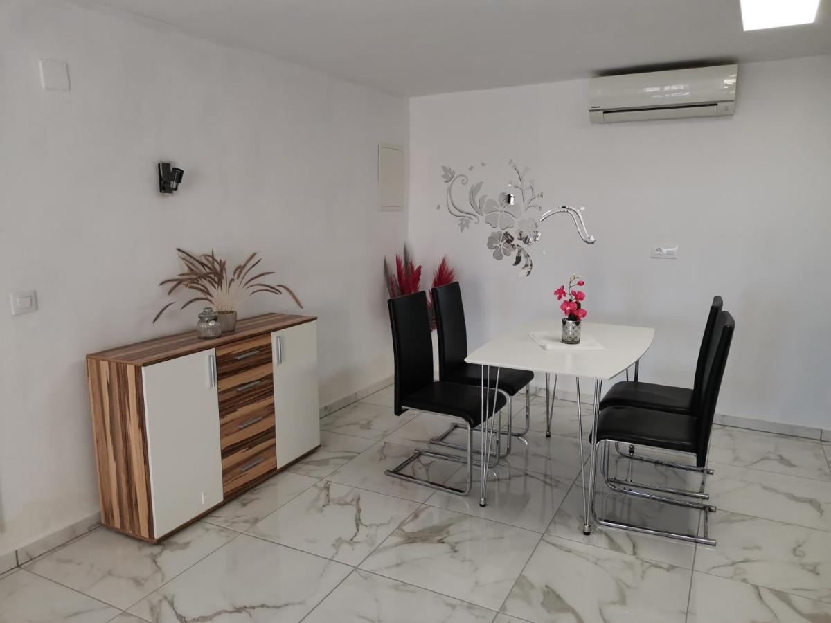 Villa Romeo Калпе Екстериор снимка