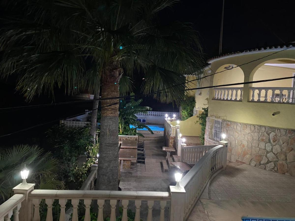 Villa Romeo Калпе Екстериор снимка