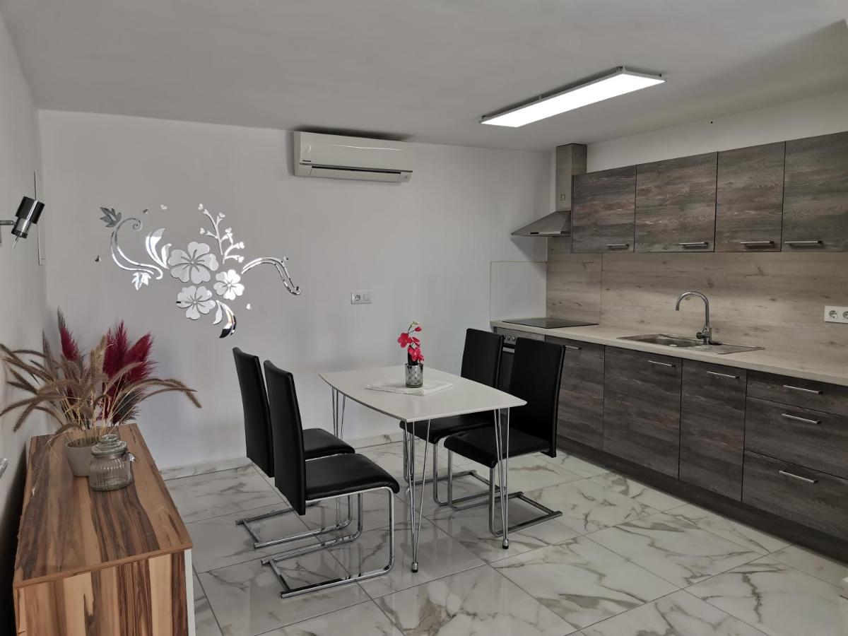Villa Romeo Калпе Екстериор снимка